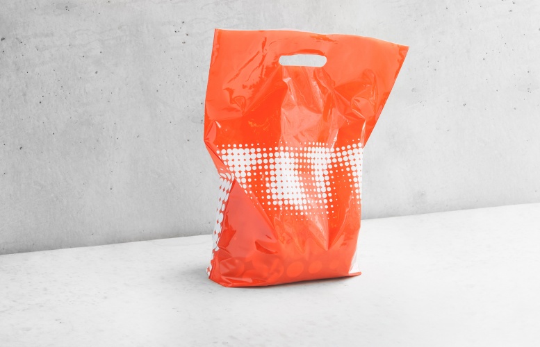 North_Tate_016_Carrier-Bag