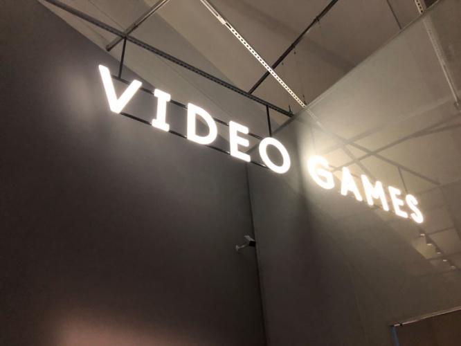 V&a video store games