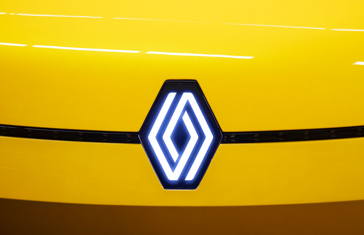 Renault unveils new geometric logo in “timeless” rebrand - Design Week