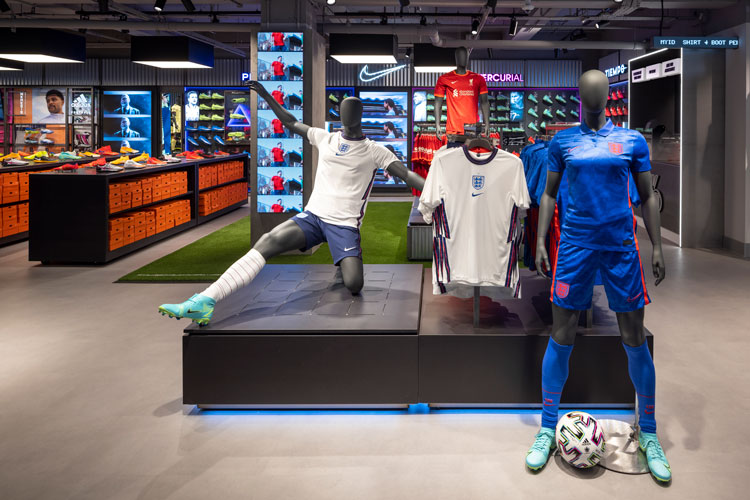 Sports Direct's flagship store redesigns with a “grass roots” approach -  Design Week