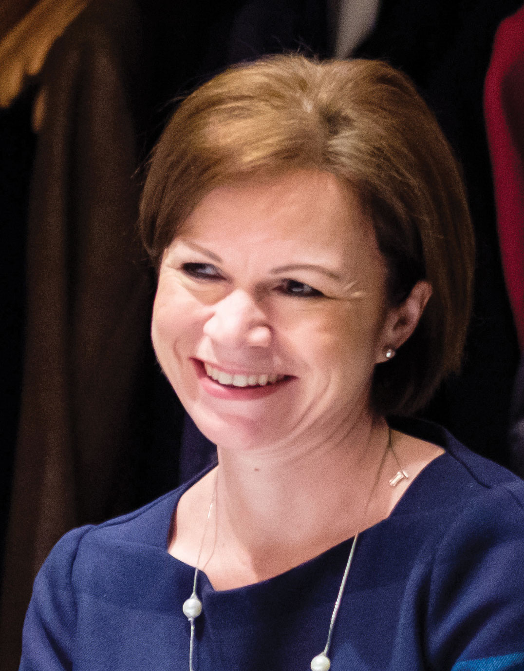 GC2B-Lisa Mayhew for feature on how to attract the right in-house lawyers